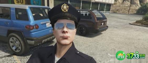 侠盗猎车手5警服BUG怎么卡