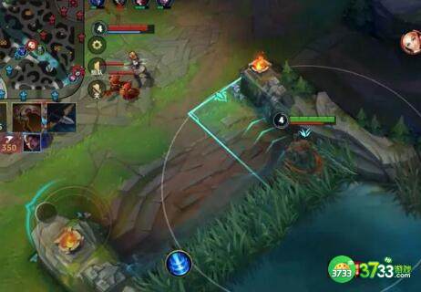 lol手游蛮王对线打团思路