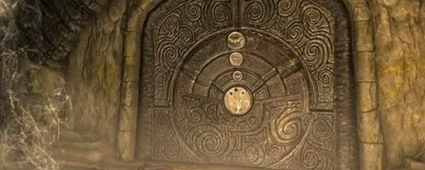 上古卷轴5锯齿王冠门怎么开