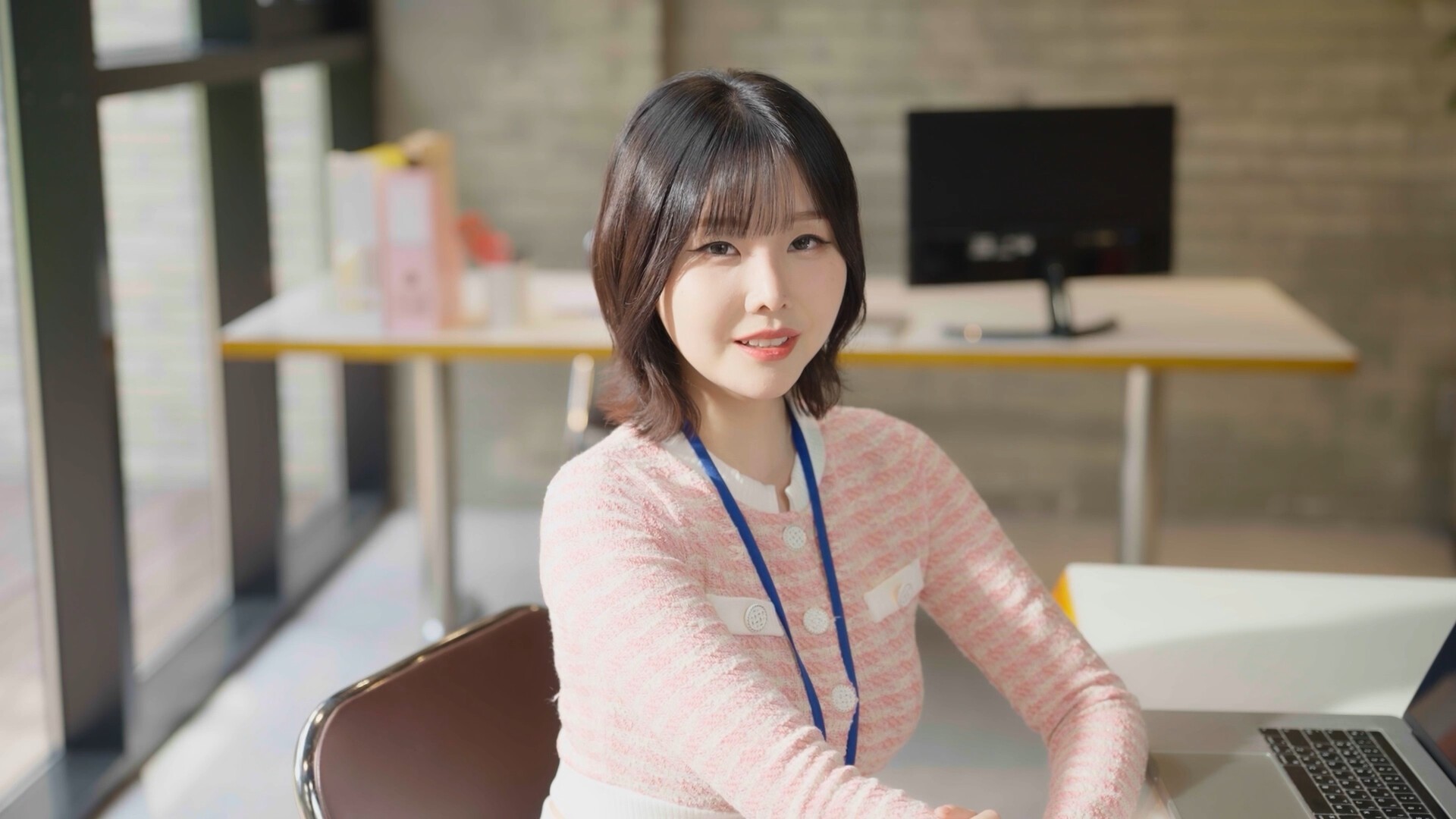 嘘，美女拍摄中（云游戏）游戏截图4