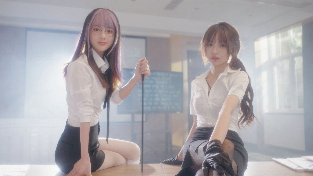 美女别影响我学习游戏截图3